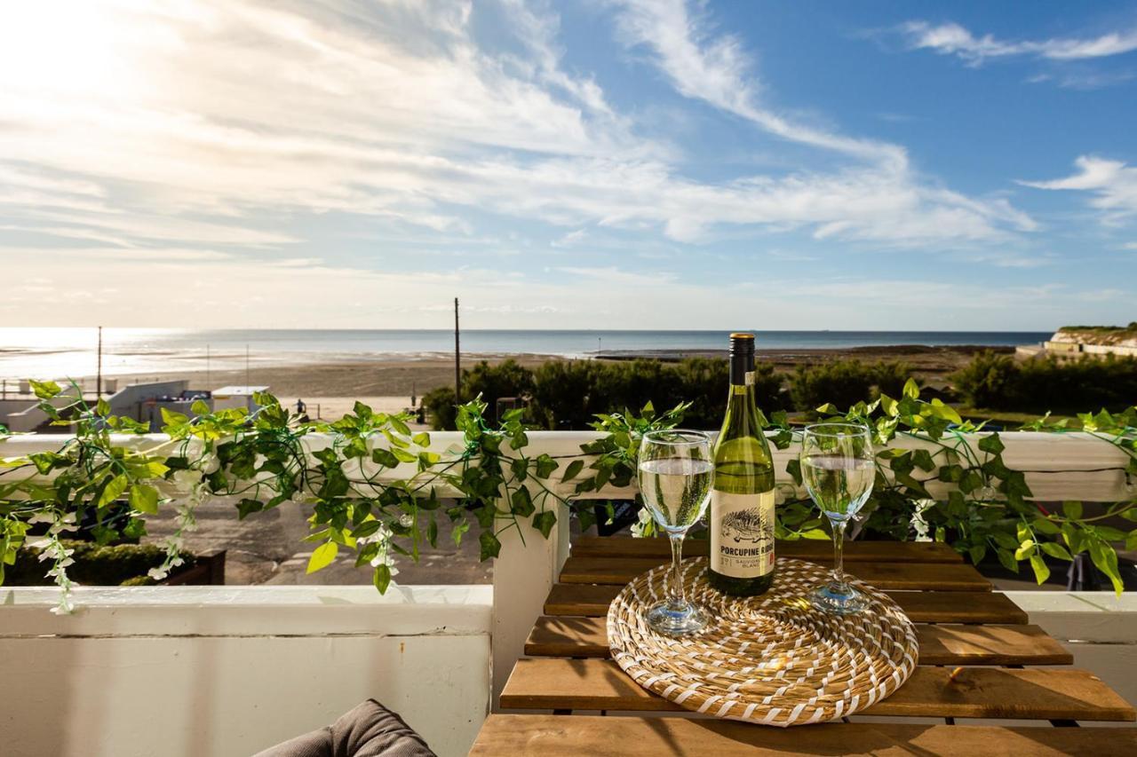 Appartement A View Of The Bay- Panoramic Sea Views- Sleeps 4 à Westgate-on-Sea Extérieur photo